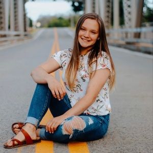 Meet your Posher, Taylor